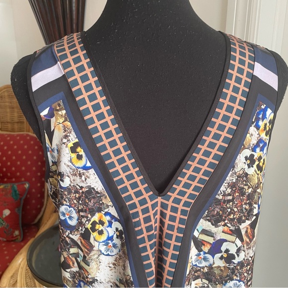 Anthropologie CLOVER CANYON Sleeveless Print Swing Top! Floral and Stripes. Med - Picture 7 of 12